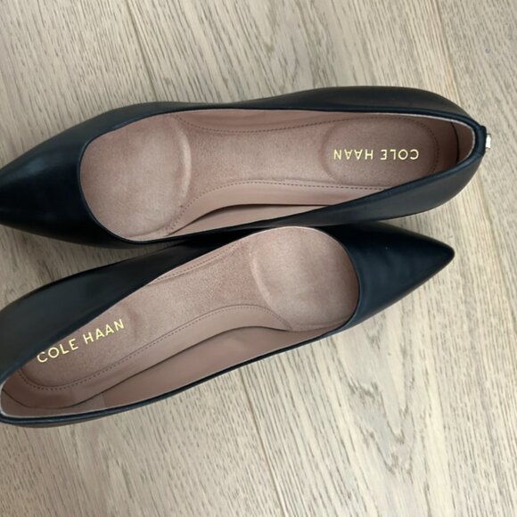 Cole Haan Go-To Park Pump - Picture 2 of 5